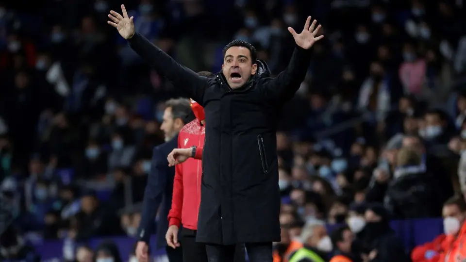 Xavi: 'Me da rabia escuchar la música de la Champions y no estar ahí'