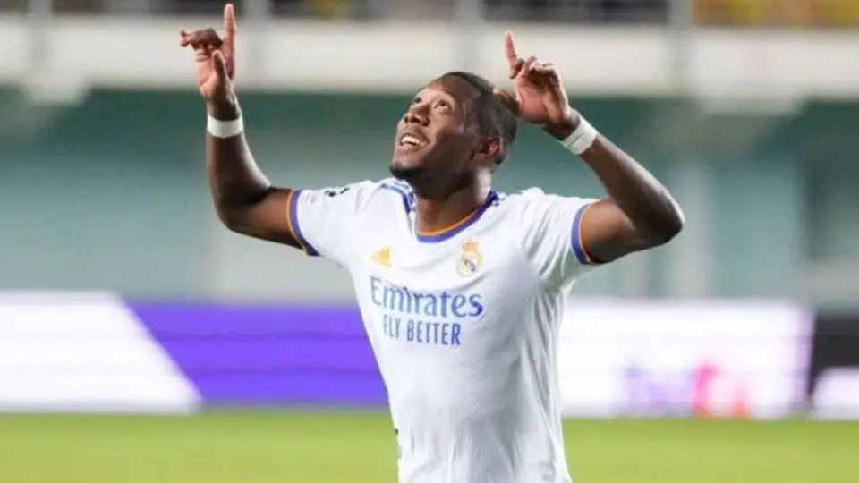 David Alaba: Elegido Futbolista del Año en Austria por octava vez