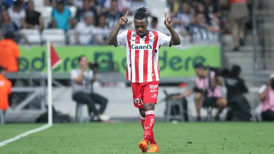 América: Jhon Murillo, otro potosino en el radar de las Águilas