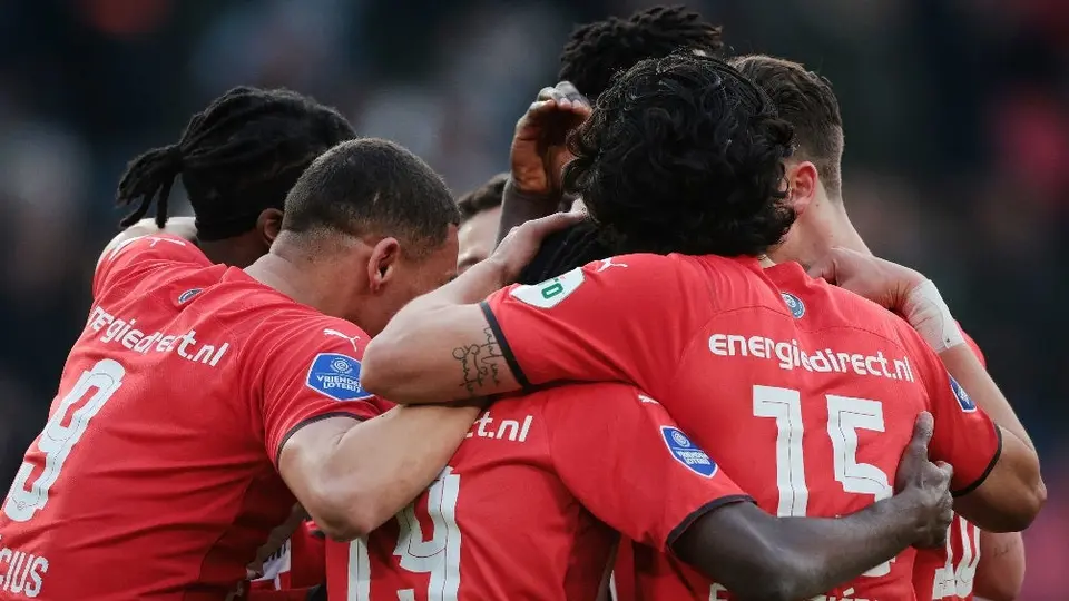 Erick Gutiérrez: PSV liquidó a Fortuna Sittard con el mexicano en la cancha