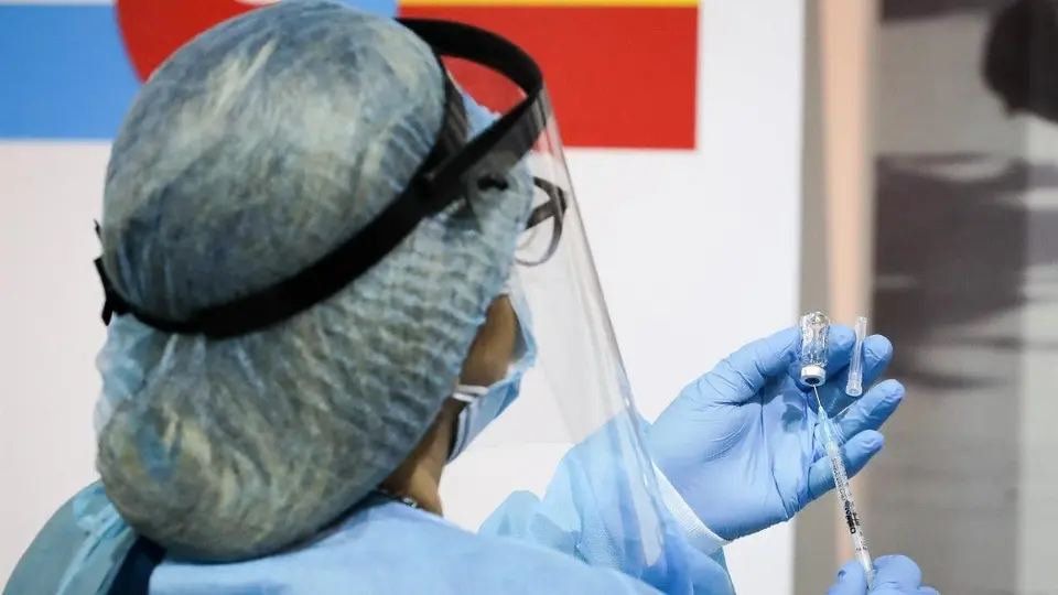 Coronavirus: OMS advirtió que ómicron infectará a la mitad de Europa en semanas