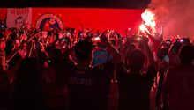 Tiburones Rojos: Aficionados se reunieron en el Pirata Fuente para celebrar el aniversario del equipo