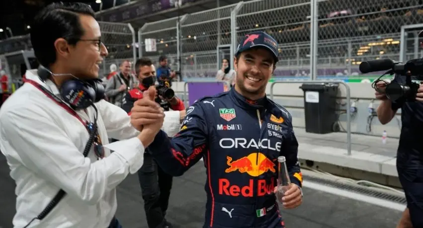 Verstappen elogió a Checo Pérez tras su primera pole: 'El potencial está ahí'