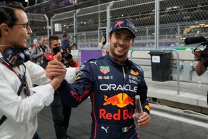 Verstappen elogió a Checo Pérez tras su primera pole: 'El potencial está ahí'