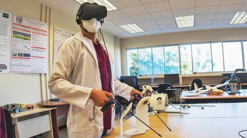 UNAM: Expertos del ICAT crearon un simulador laparoscópico inmersivo