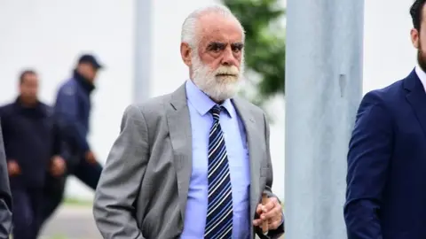 Diego Fernández de Cevallos sobre el grito homofóbico: ‘Deberían de decir: Eeeh, Putin’