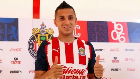 Piojo Alvarado tras su fichaje en Chivas: 'Si no era Europa o Chivas, no era ninguno'
