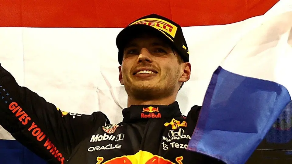 Max Verstappen extendió su contrato con Red Bull y ahora ganará 29 mdd anuales