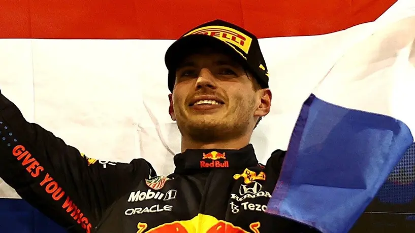Max Verstappen extendió su contrato con Red Bull y ahora ganará 29 mdd anuales