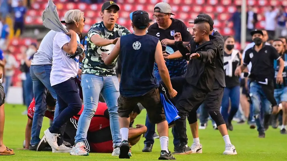 Querétaro vs Atlas: Así reaccionó la prensa internacional ante barbarie en Corregidora