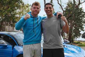 Canelo Álvarez: Entrenó con Eduin Caz de Grupo Firme