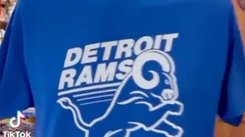 Super Bowl: Tienda deportiva creó playeras de 'Detroit Rams' en señal de apoyo a Stafford