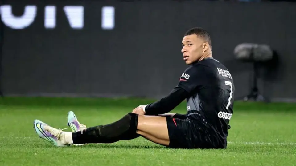 PSG: Mbappé se lesionó en el entrenamiento y es duda para enfrentar al Real Madrid