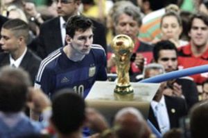 Video: Lionel Messi 'canta' como Luis Miguel a la Copa del Mundo