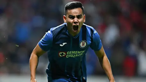 FIFA 22: Carlos Rodríguez de Cruz Azul aparece en el Equipo de la Semana 23