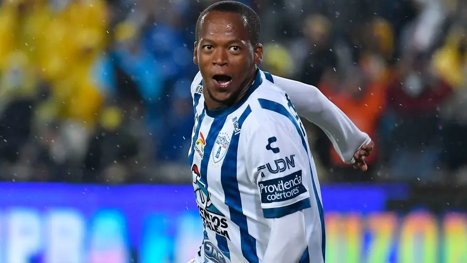 Romario Ibarra sobre el ambiente en Pachuca: "Es todo risas, todo amor"