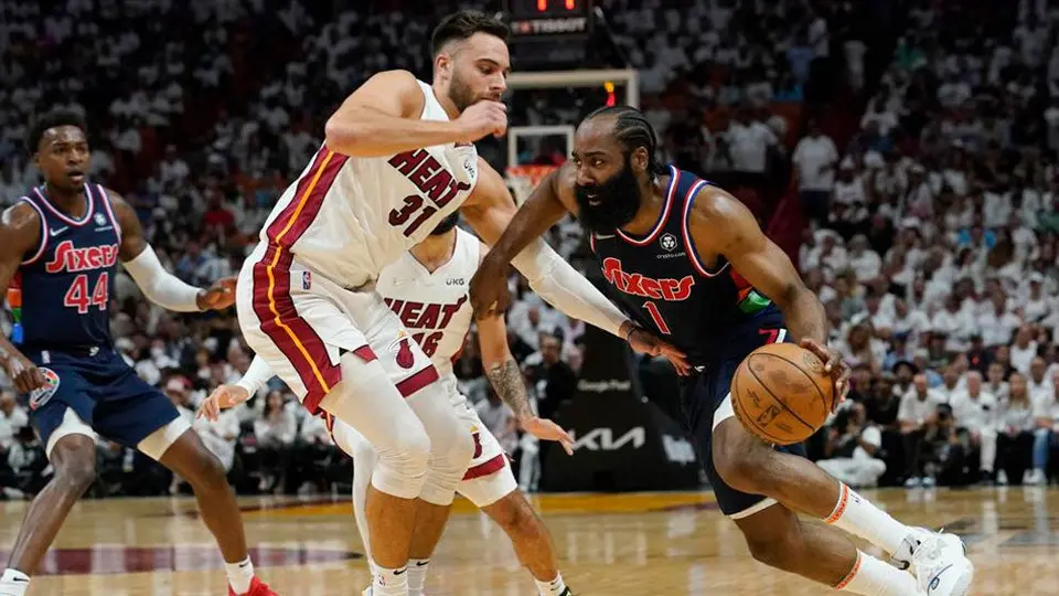 NBA Playoffs: Miami Heat derrotó a los Philadelphia 76ers en primer duelo de 'Semis' del Este