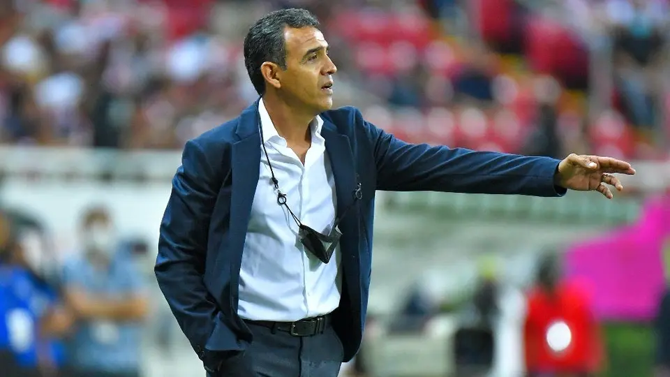 Ricardo Cadena confesó querer quedarse en Chivas: ‘Yo sería feliz’
