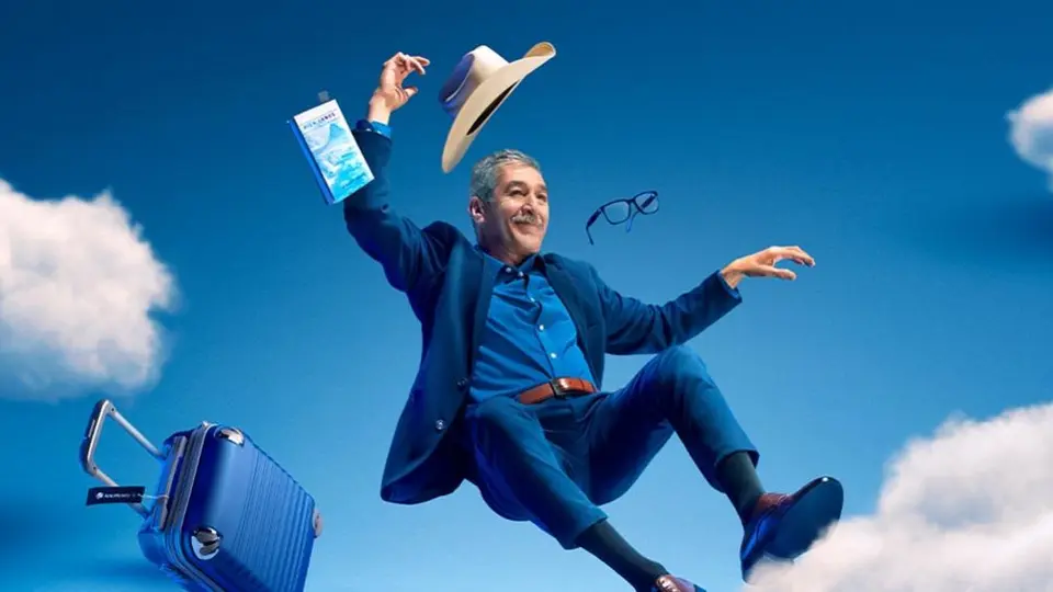 Aeroméxico como Donovan Carillo, sigue volando a pesar de la adversidad