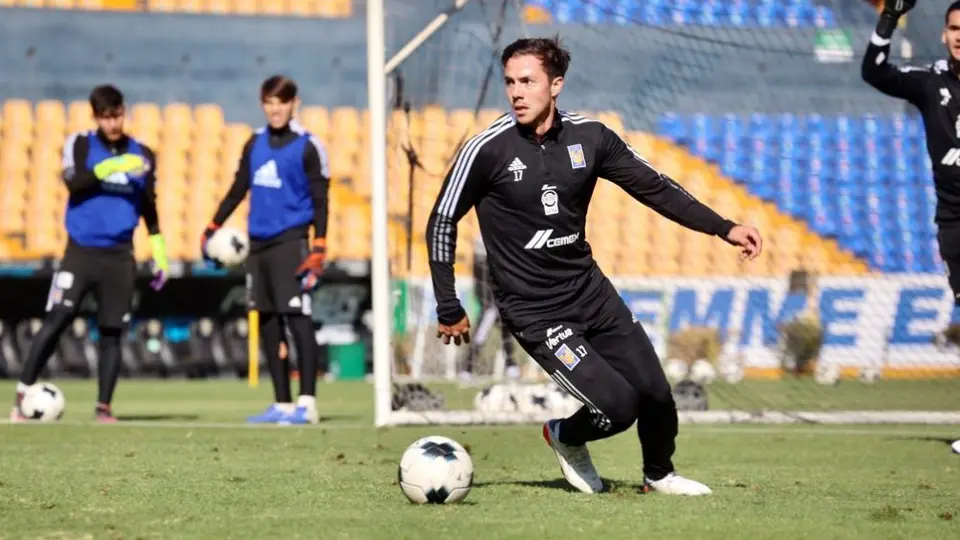Tigres: Jesús Angulo ya entrenó con el equipo; Córdova, separado por posible cuadro de Covid-19