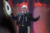 Vicente Fernández: Alejandro Fernández despidió a su padre con emotivo mensaje