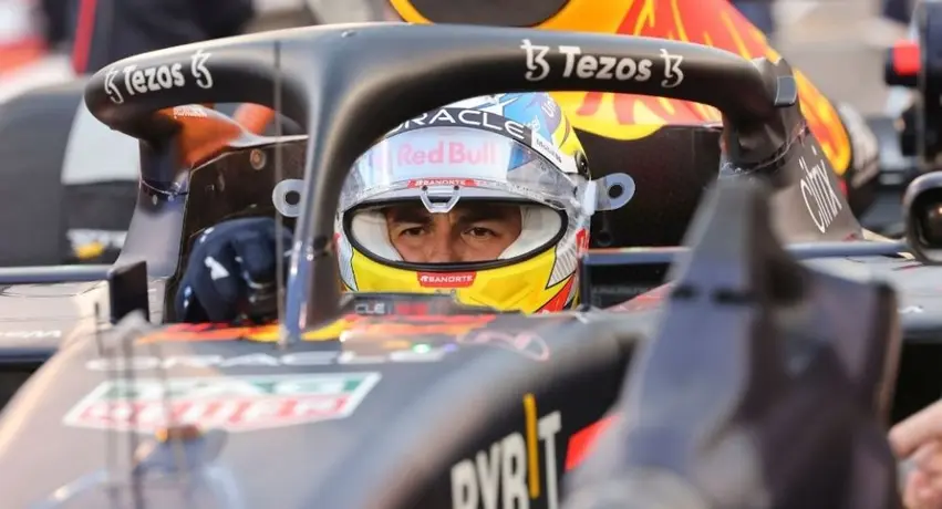 Checo Pérez sobre el monoplaza de Red Bull: 'Llegas a perder la visión en la frenada'