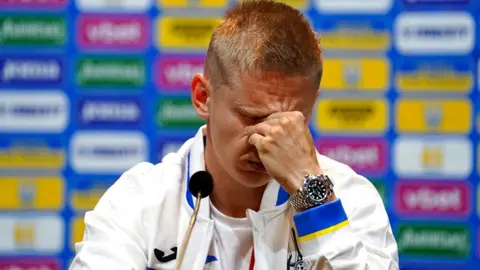 Manchester City: ¿Por qué el ucraniano Zinchenko no fue a la guerra?