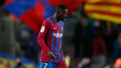 Barcelona: Dembélé considerará renovar con los culés; informó prensa en España