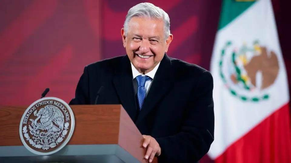 AMLO: Analizará quitar la constancia de situación fiscal