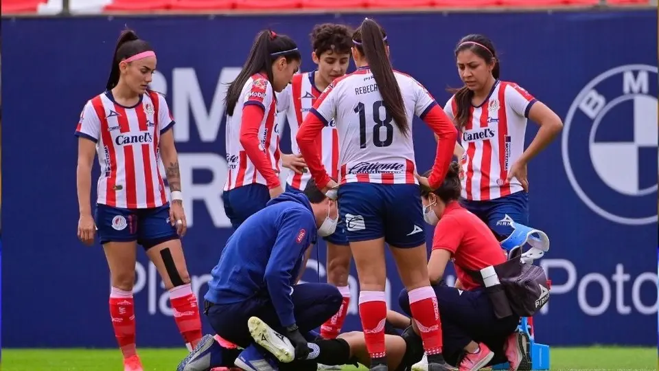 Liga MX Femenil: Toluca marcó gol con arquera de San Luis lesionada en el piso