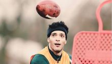 Video: Raúl Jiménez y el Wolverhampton practican con ovoide previo al Super Bowl