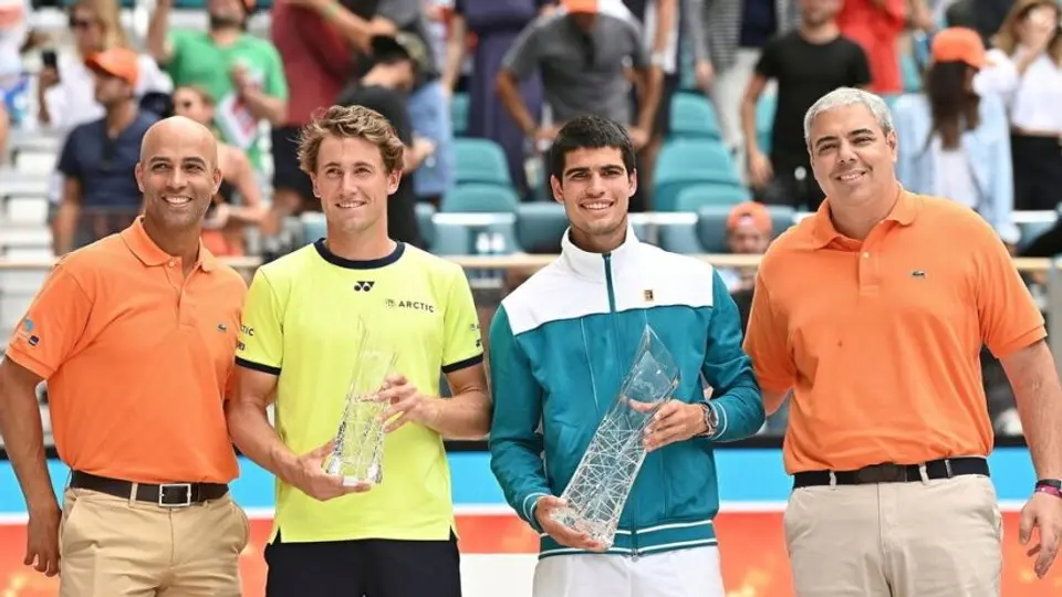Carlos Alcaraz derrotó por primera vez a Nadal y se instala en Semifinales