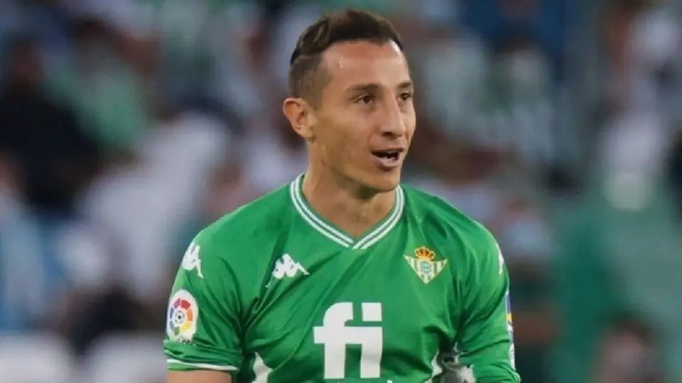 Andrés Guardado llegó a 500 partidos en Europa