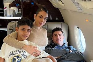 Cristiano Ronaldo: ¿Cómo es el avión privado del astro portugués y su familia?