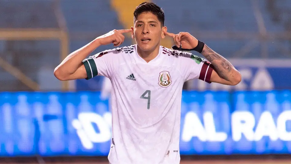 Edson Álvarez: Everton se sumó a los interesados en fichar al 'Machín'