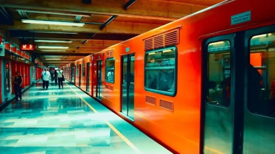 Pelea en el metro de la CDMX terminó con detonación de arma de fuego