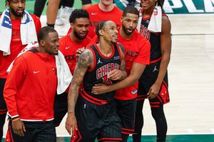 NBA Playoffs: DeMar DeRozan comandó victoria de Bulls sobre Bucks