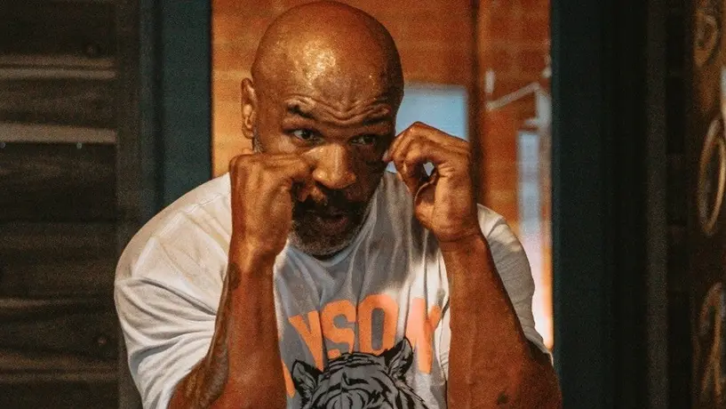 Mike Tyson sorprendió en Instagram con disfraz de abeja: “Me siento hermoso"