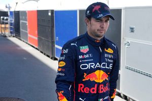 Checo Pérez: ¿Dónde quedó en la clasificación tras abandonar el GP de Canadá?