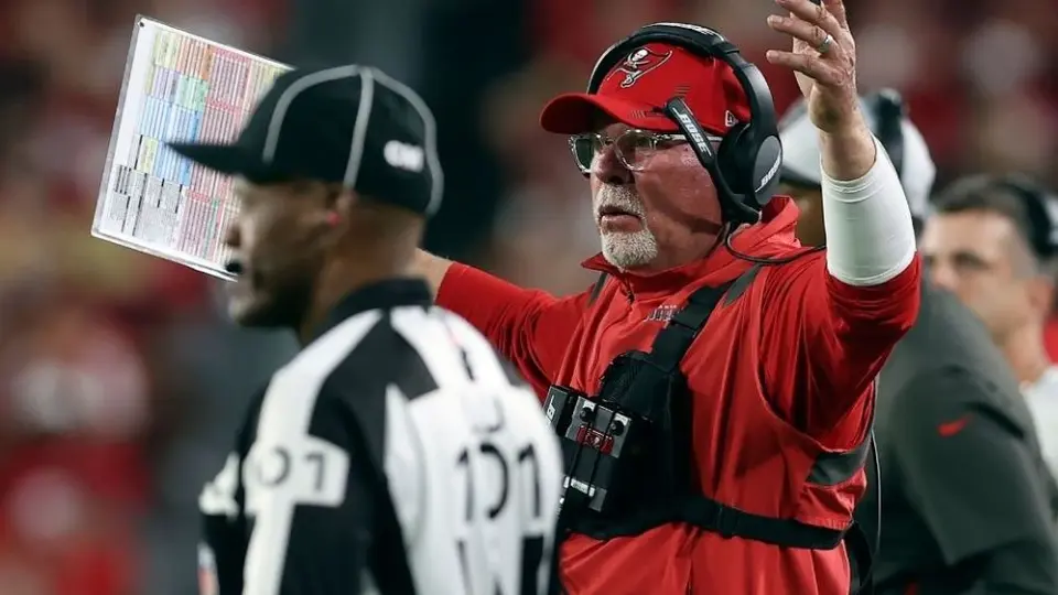 NFL: Bruce Arians, entrenador de los Bucs, dio positivo a Covid-19
