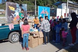 CJNG regalaron juguetes el Día de Reyes en Michoacán