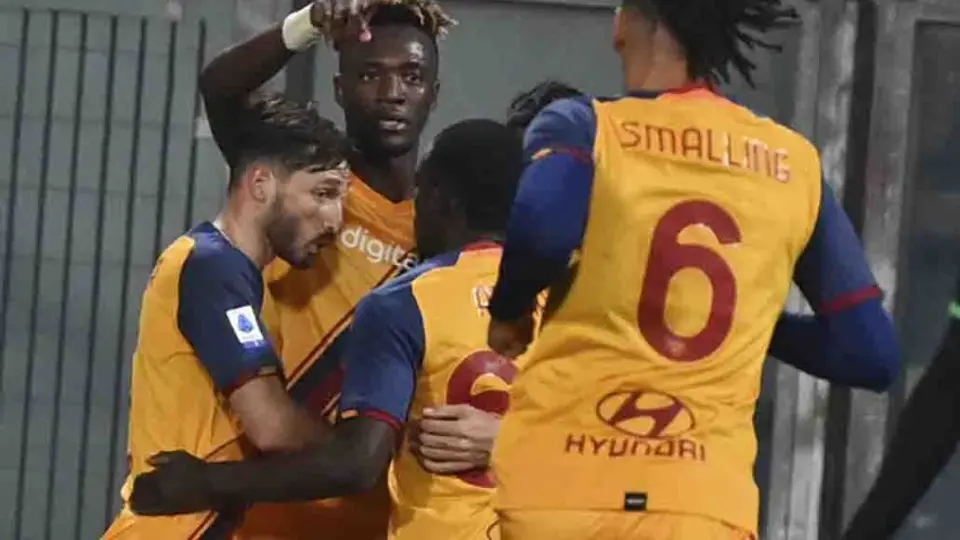 Serie A: Roma presentó cuatro positivos por Covid previo a su duelo vs Hellas Verona