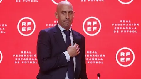 Fiscalía abrió investigación sobre la gestión de Rubiales en la RFEF