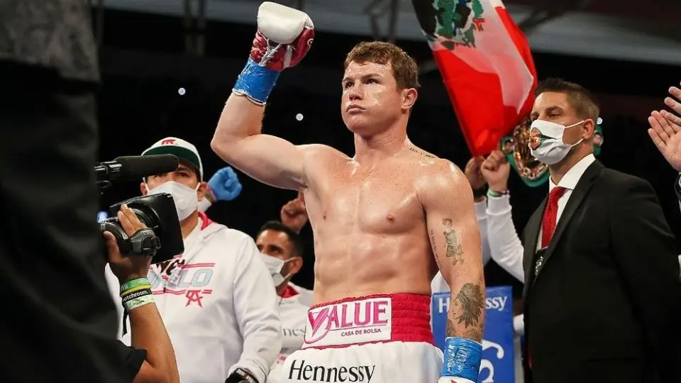 Papá de Benavidez sobre Canelo Álvarez: "Tiene miedo, pone excusas de mier..."