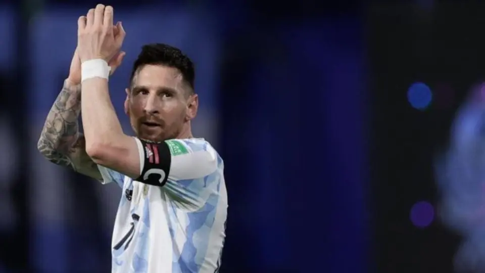 Scaloni: “Hay que disfrutar a Messi ahora, no pensar en el futuro”