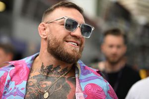 GP de Mónaco: Conor McGregor se luce por el paddock en la clasificación
