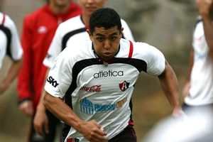 Atlas: Exjugador rojinegro desayunaba hot dogs del Oxxo antes de los entrenamientos