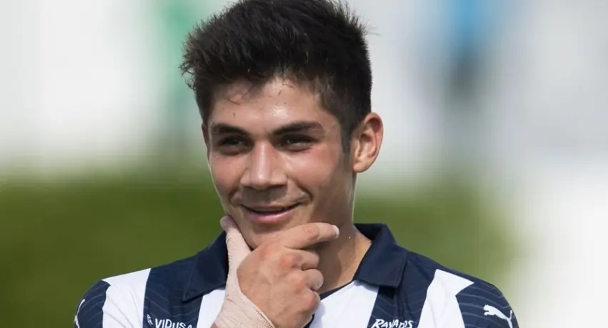 León: Platanito presentó el fichaje de Alfonso Alvarado con La Fiera