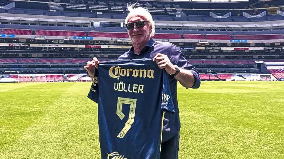 América: Rudi Völler, exjugador alemán, visitó el Estadio Azteca