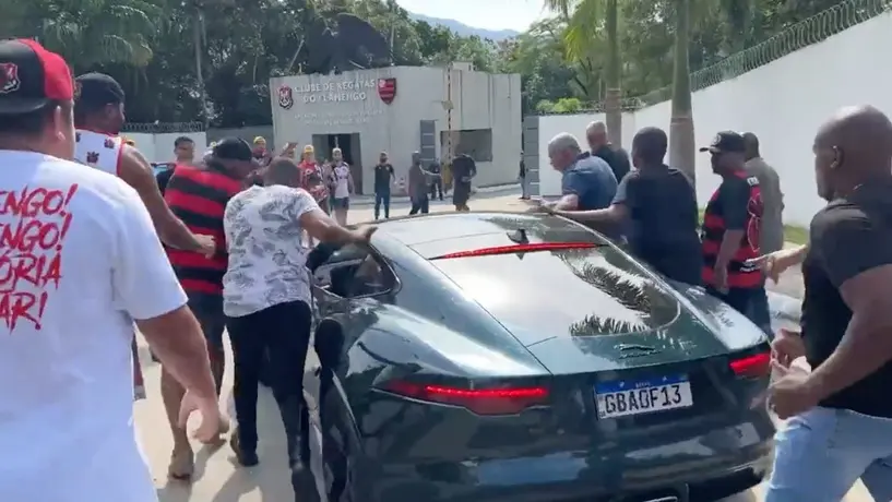 Flamengo: Aficionados del Buitre encararon a jugadores tras derrota ante Fluminense